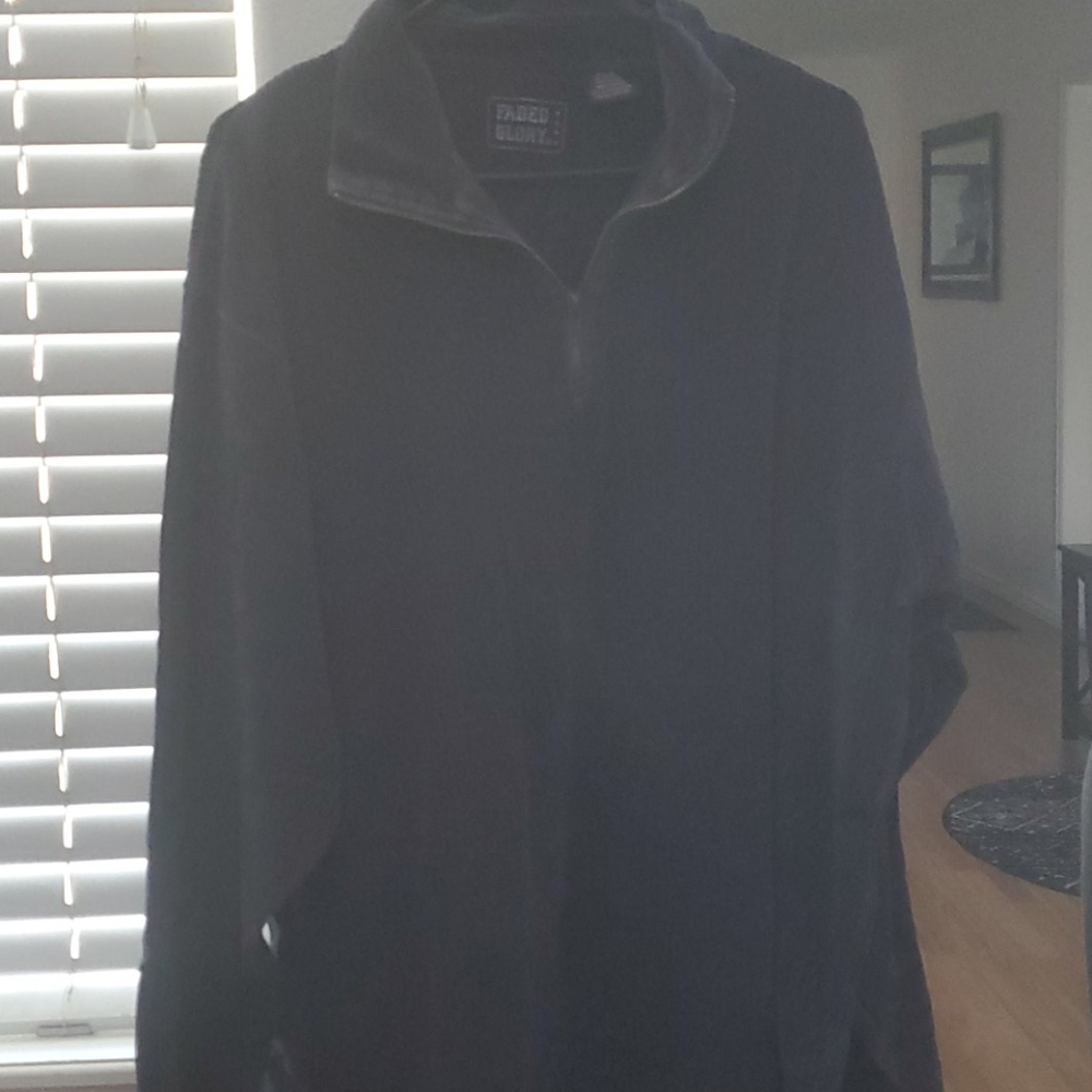 Men's sweater